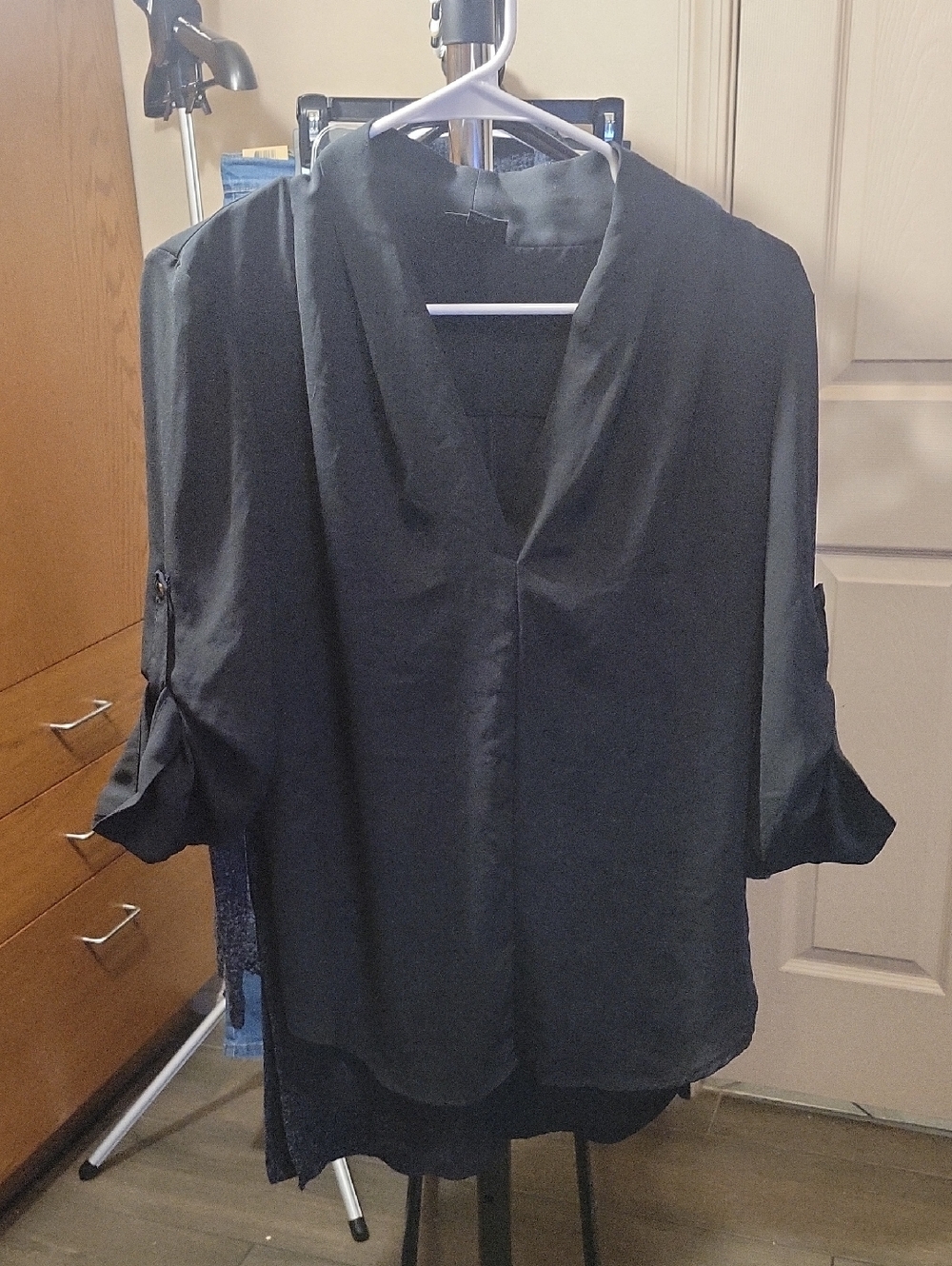 Massimo Black V-Neck Roll-Tab Sleeve Blouse